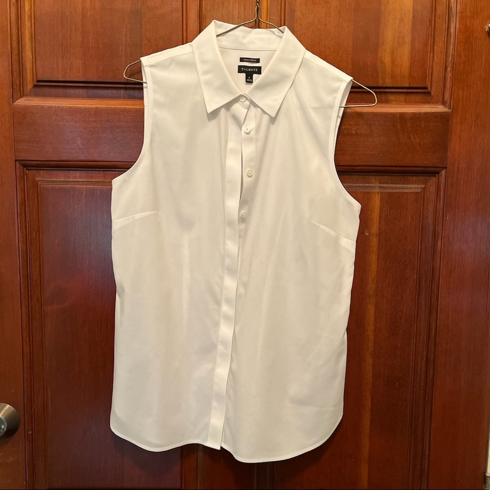 Talbots white sleeveless collared button down shirt